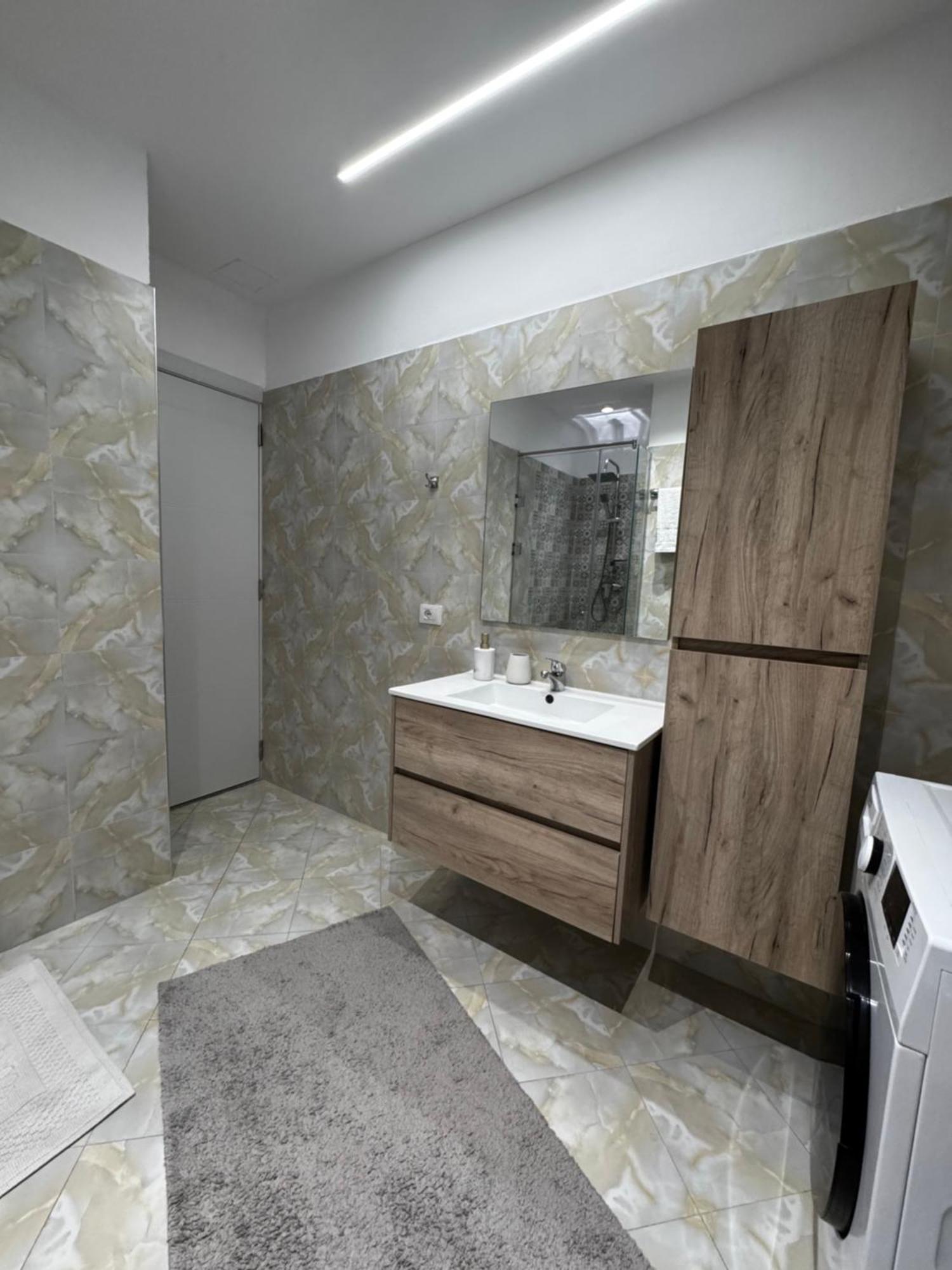 Sky & Sea View Luxury Apartments Durrës 외부 사진